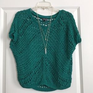 ✨💚 LIKE NEW! Green knit short sleeve from Express